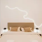 Homely - Luxurious, Spacious, Near Victory Column, River Apartament