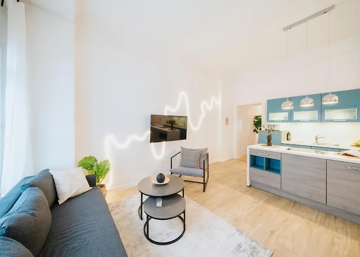 Homely - Luxurious, Spacious, Near Victory Column, River ベルリン