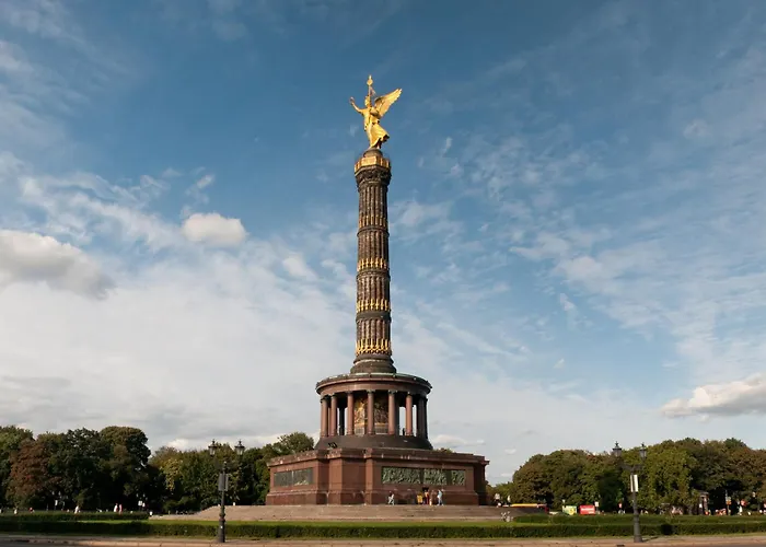 Appartement Homely - Luxurious, Spacious, Near Victory Column, River *